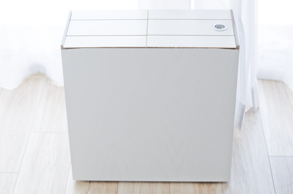 木製ホワイトでおしゃれなキャスター蓋つきリビングゴミ箱