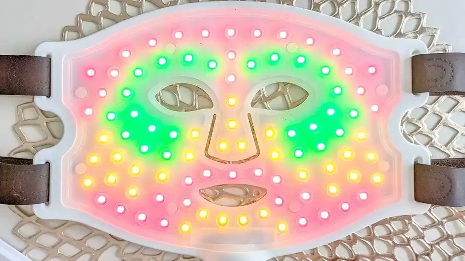 【自宅で叶う光エステ】30代以降におすすめのLEDマスク｜仕組みとその効果は？
