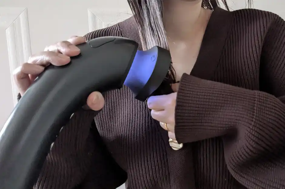 ステップ4|【ツヤ髪キープ】最後は冷風でキュッと締めてツヤをキープ