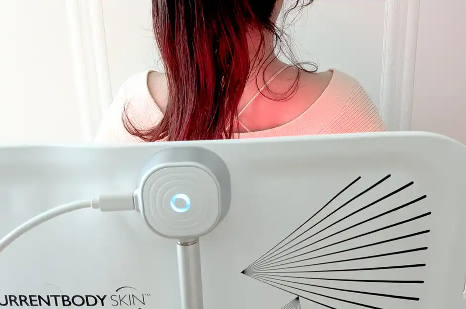 波長が4つに進化！ダーマラックス未搭載の深部近赤外線1072nmで本気のLEDケア