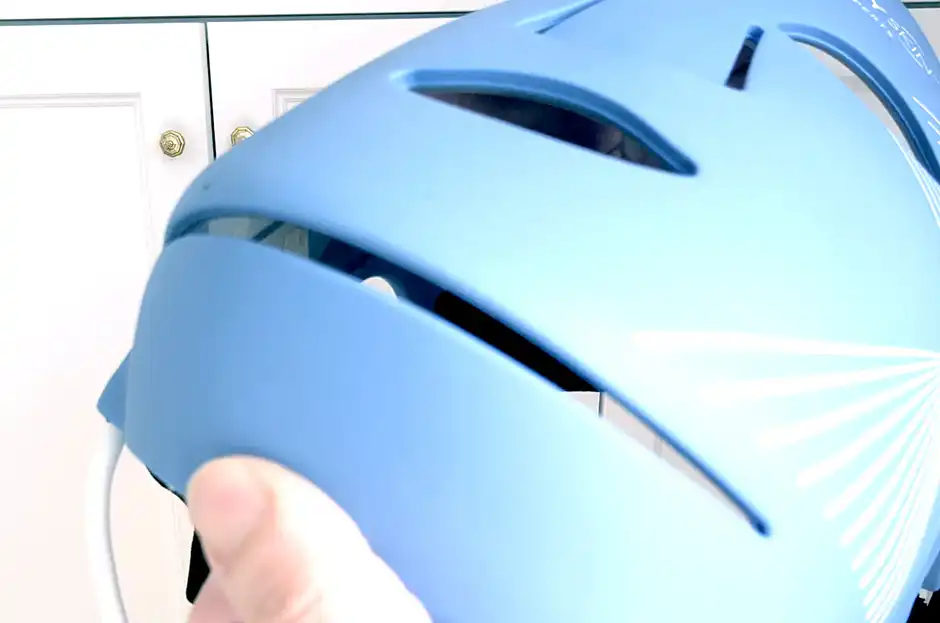 バイオレットマスクシリーズ2は顎下までカバーできるマスク形状に進化