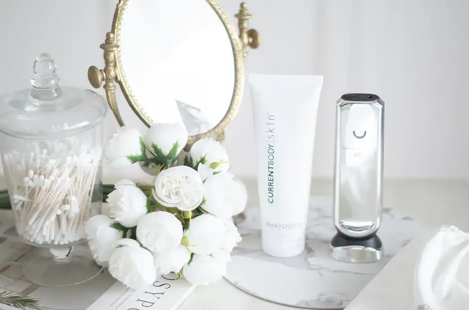 【全10製品所有者の本音】カレントボディRF美顔器を使ってみた実体験口コミ