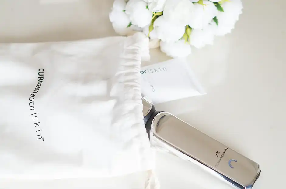 STEP5：トリートメント完了したらジェルを拭き取る