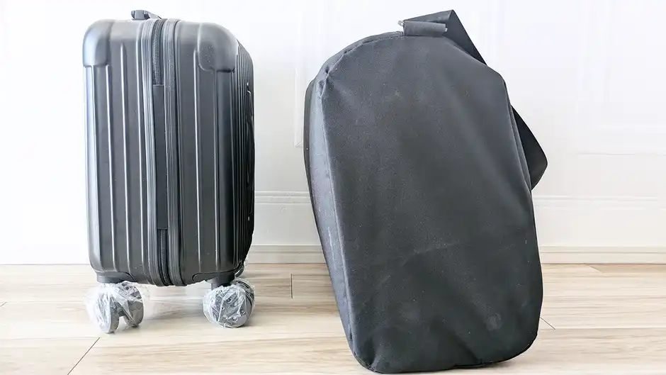 Sサイズのスーツケースより幅も大きめ